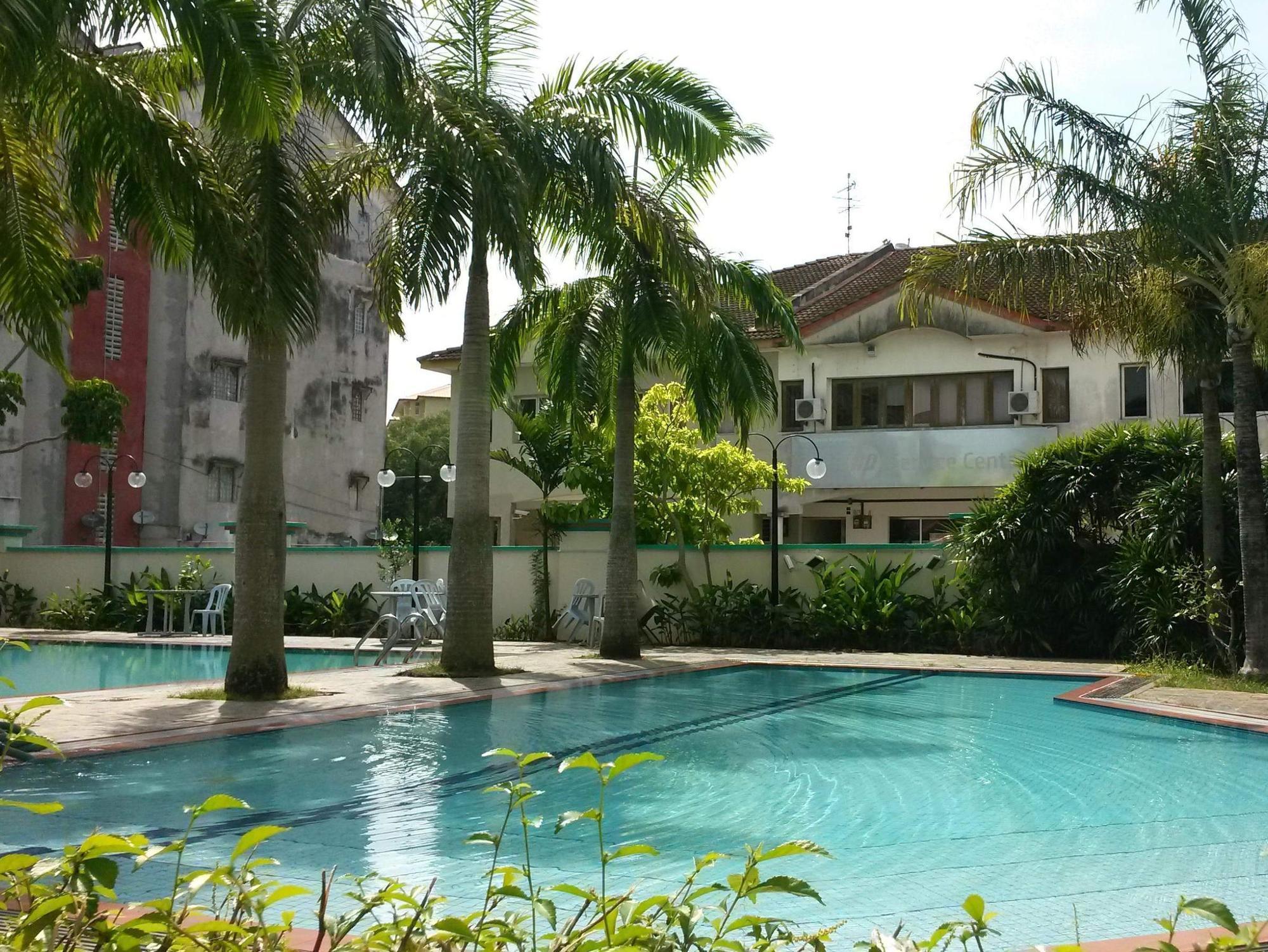 Collection O Hotel Super Cowboy Malacca Buitenkant foto